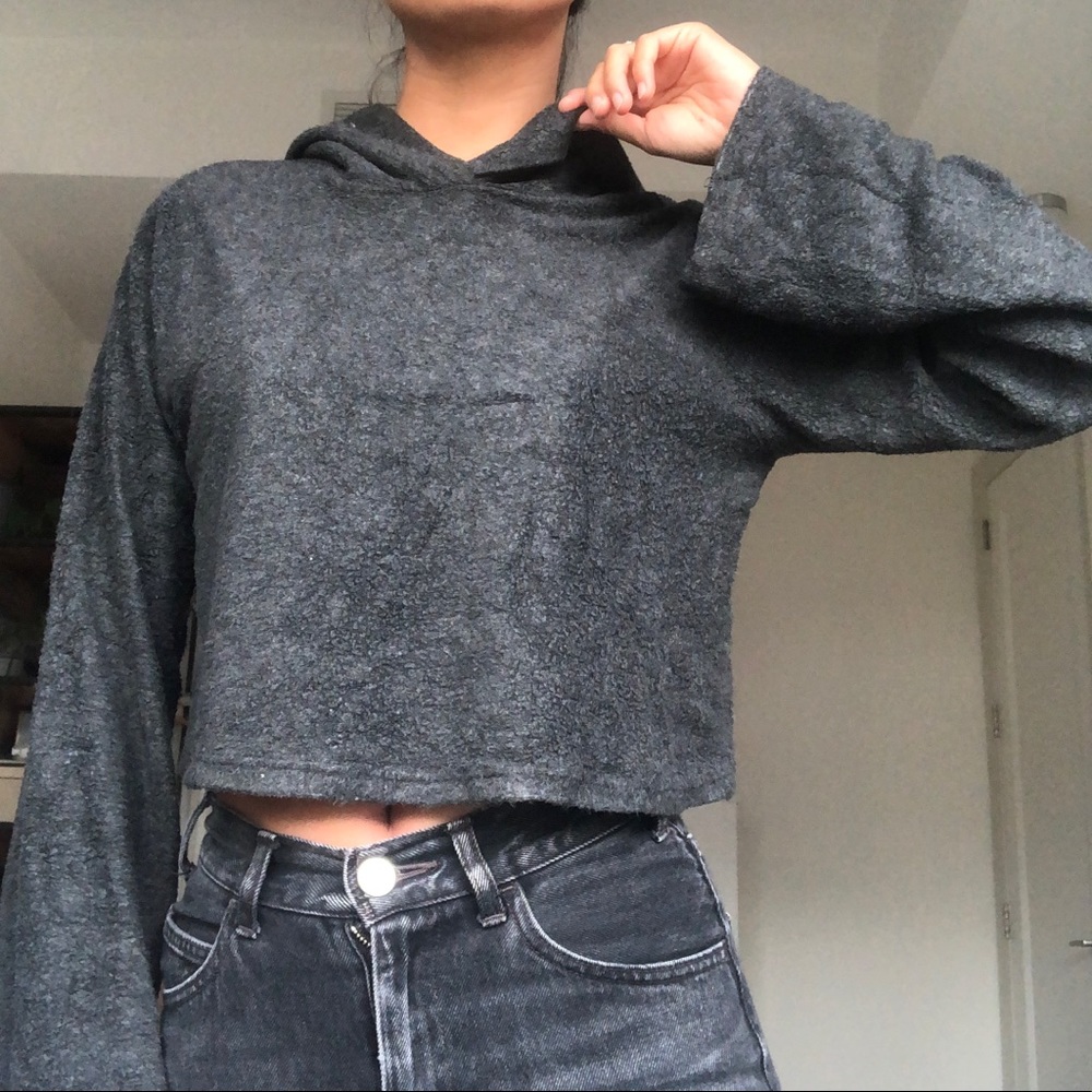 Reformation xs grey cropped hoodie